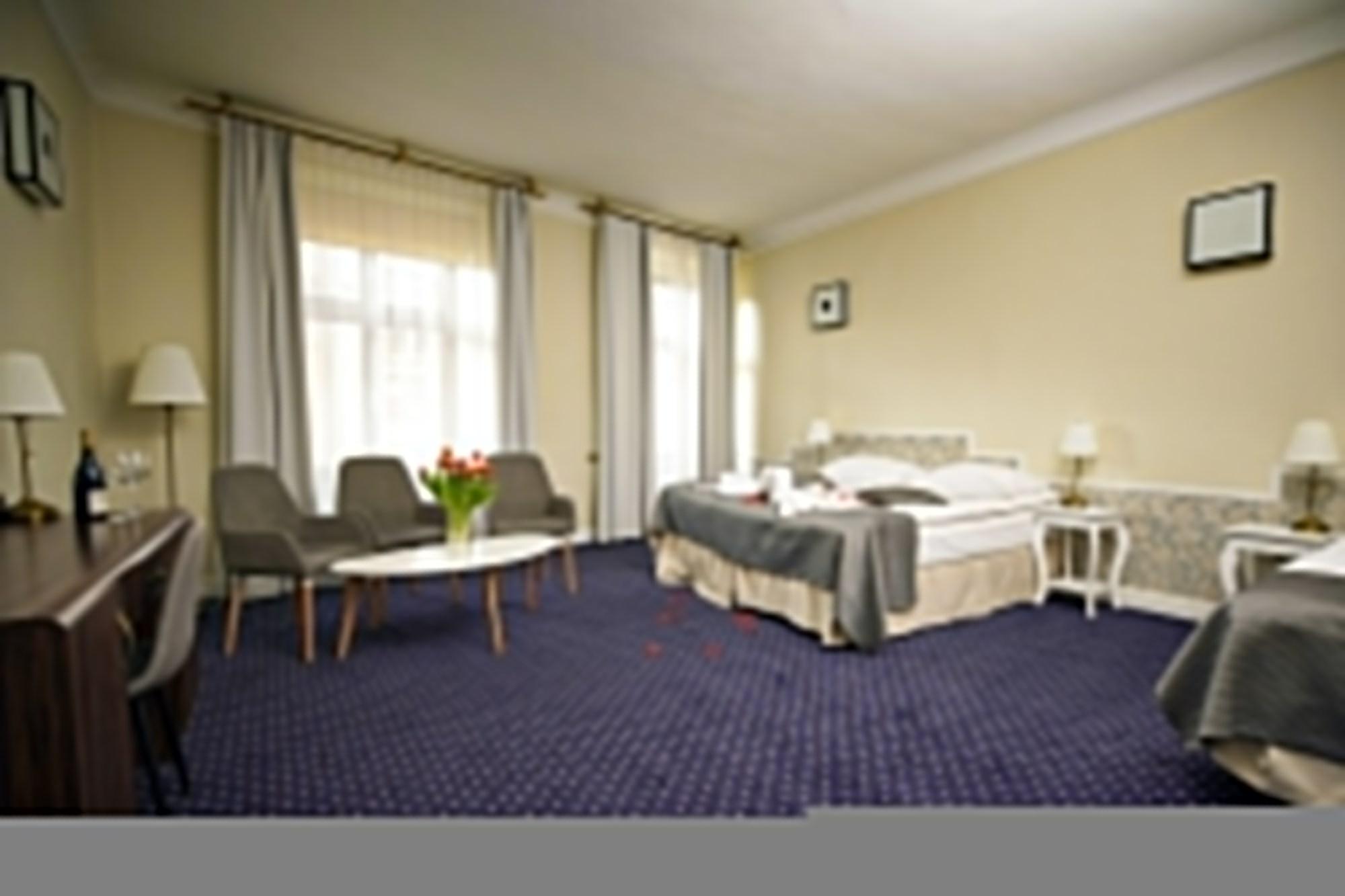 Hotel Wit Stwosz Краків Екстер'єр фото